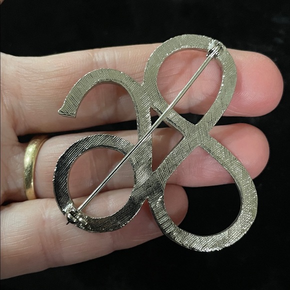 86 Rhinestone Number Pin Brooch - Picture 5 of 5